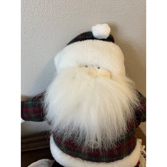 Wind UpMusical Plush Folk Santa - Picture 3 of 6